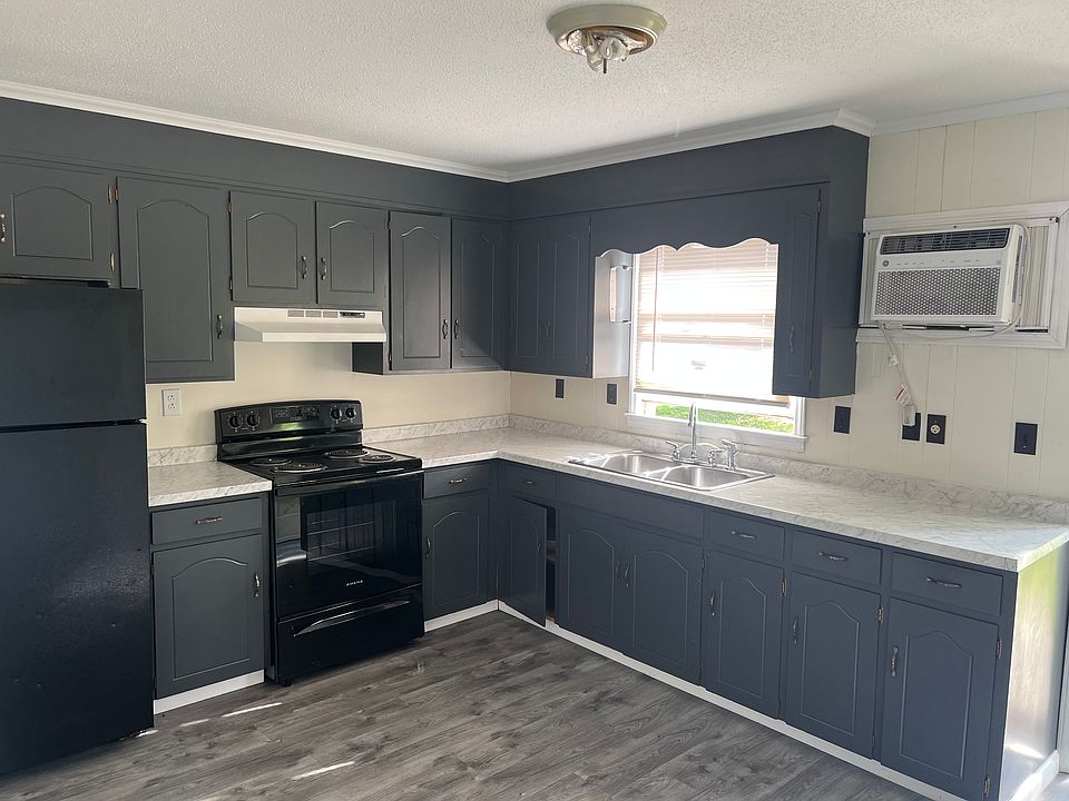 1st image of 110 Coley Rd #36