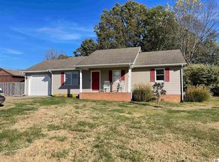 15 Smith St, Calvert City, KY 42029