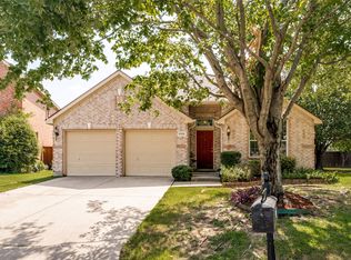 8702 Nairn St, Rowlett, TX 75089