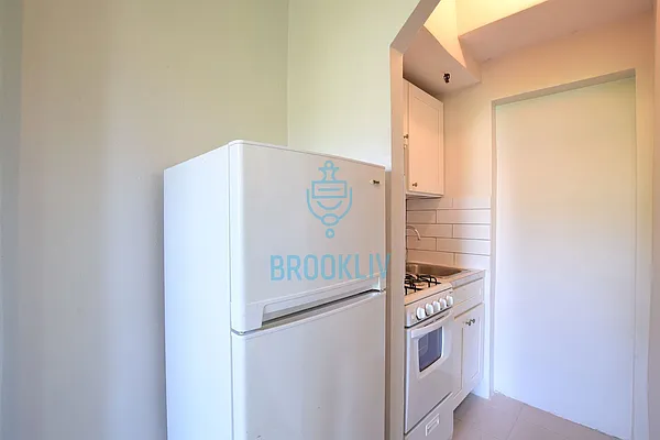 Rented by null | media 12