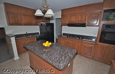 2nd image of 4215 Kings Mill Ln