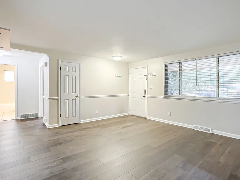 12443 W 8th Ave — Photo 6