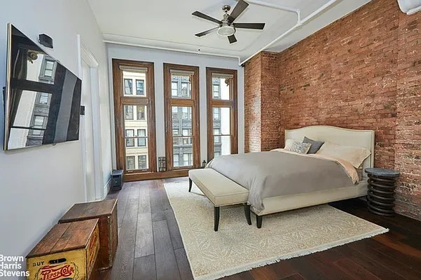 Rented by Brown Harris Stevens | media 9