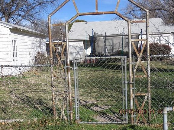 5th image of 1657 S 16th St