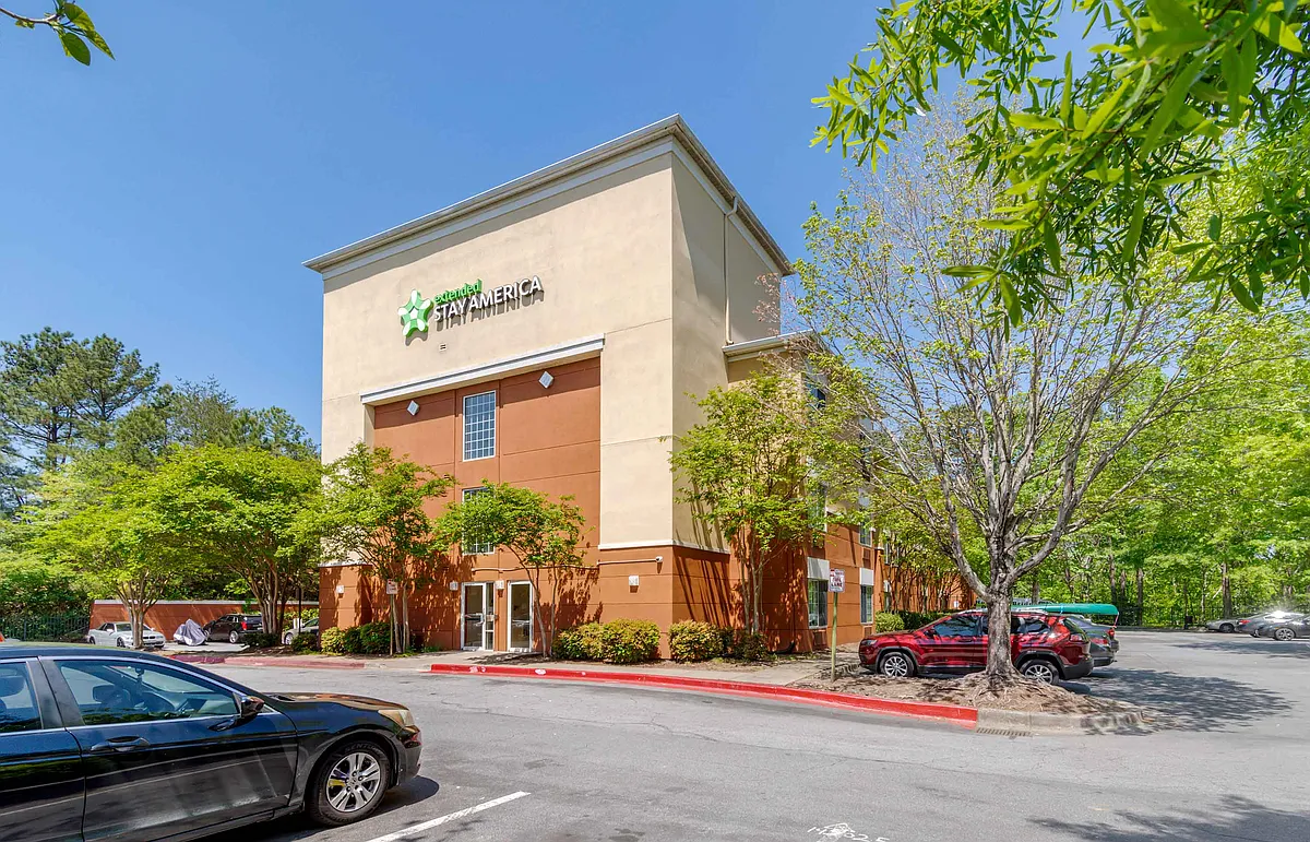 Exterior - Atlanta - Marietta - Powers Ferry Rd.