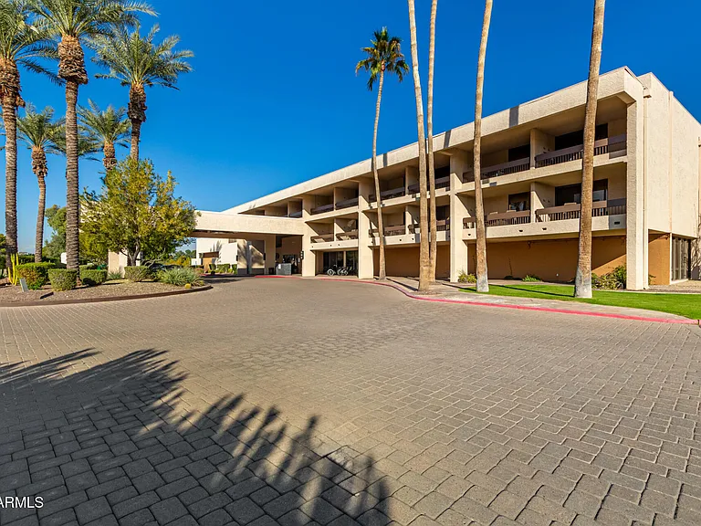 7401 N Scottsdale Rd #20 — Photo 23