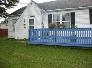 127 1/2 Maple St, Potsdam, NY 13676