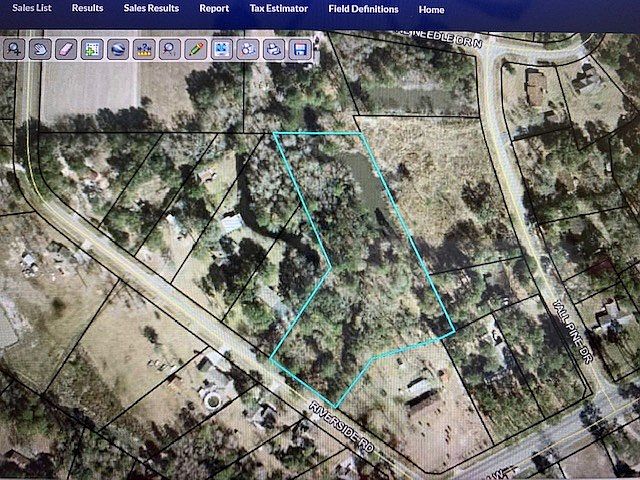 2nd image of 2650 Riverside Rd