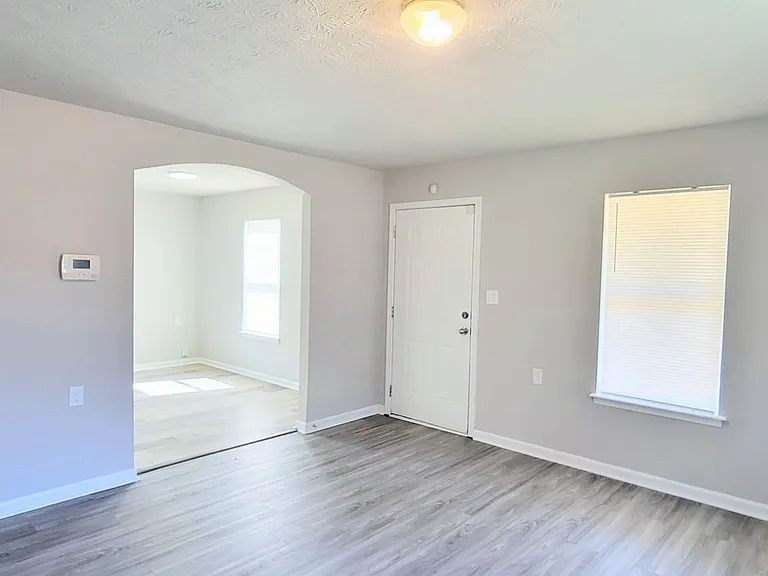 41 Meldon Ave SE — Photo 3