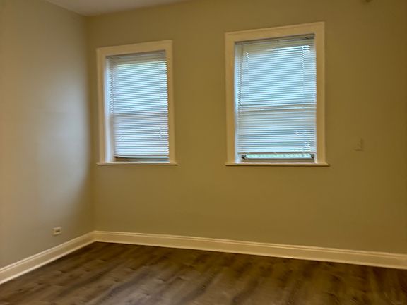 Bedroom/ living room