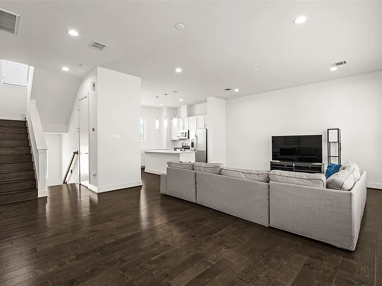 9609 Marlive Ln #B — Photo 6