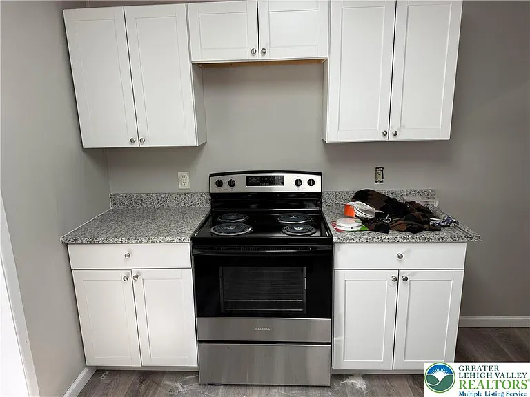 60 E Broad St #2 — Photo 11