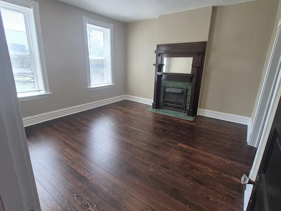 803 Eichelberger St #805A