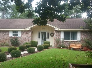 5922 Queensgate Dr, Houston, TX 77066