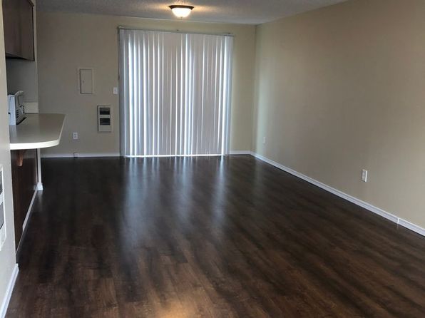 7300 NE 16th Ave #403