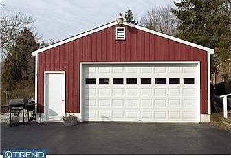 2 Car Garage +