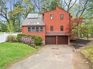 2 Box Turtle Ln, Windsor, CT 06095