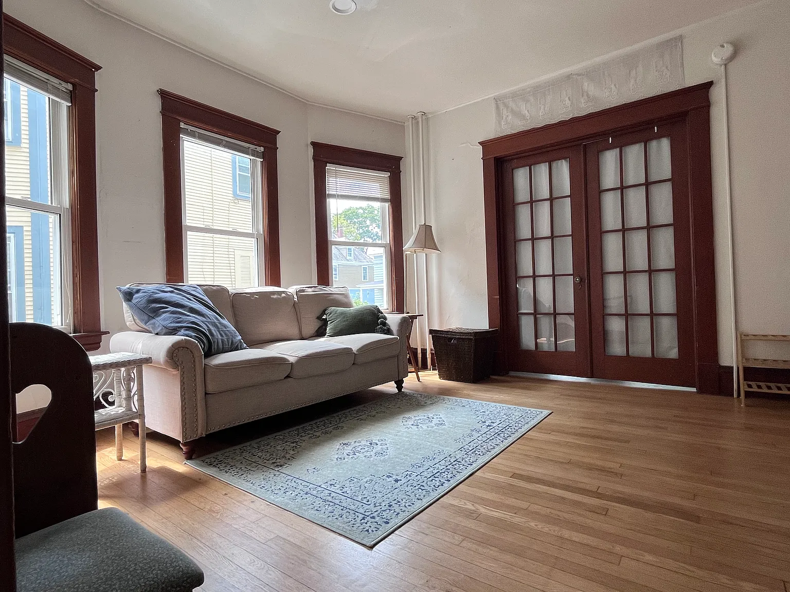 3 bed, 1065 sqft, $1,050 — Photo 2