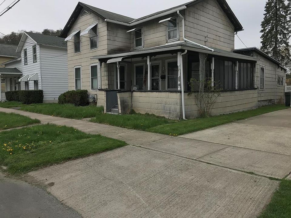 1st image of 110 11th St
