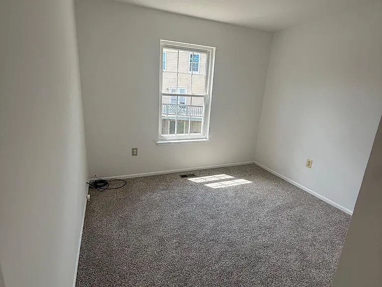 306 Hillside Ter — Photo 16