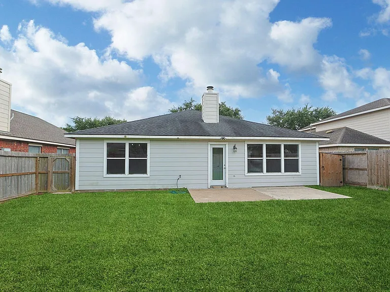 9318 Castlegap Dr — Photo 22