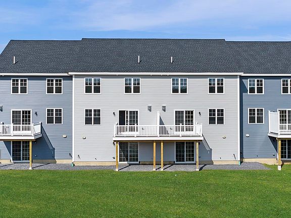 4th image of 75 Crestview Way