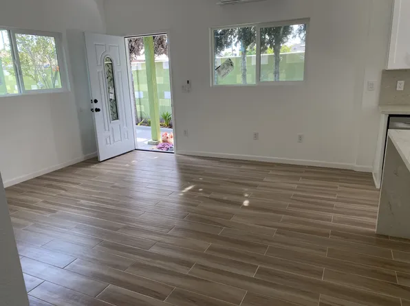 2961 W Rome Ave #B, Anaheim, CA 92804