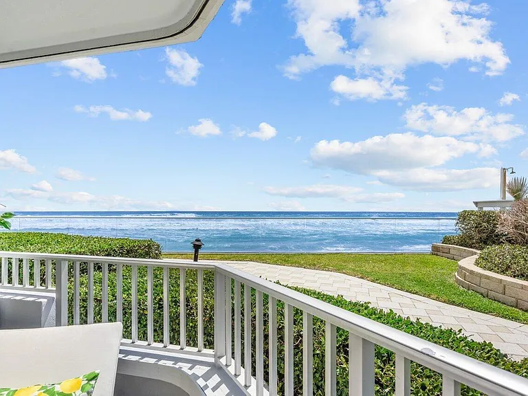 5200 N Ocean Dr #102 — Photo 2