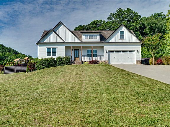 2nd image of 315 Windy Hill Dr
