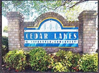 416 Breezy Pt, Chesapeake, VA 23322