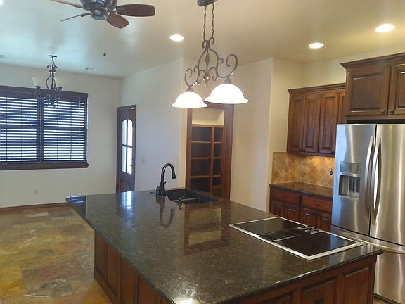 2nd image of 502 Jaguar Ln