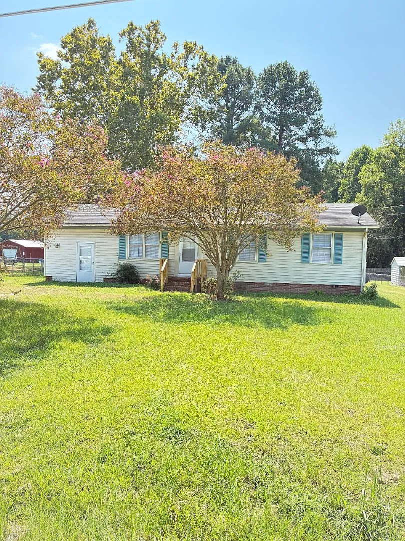 5077 Community Grocery Rd. — Photo 1