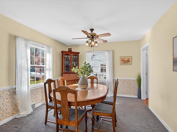 5th image of 3534 Heather Crest