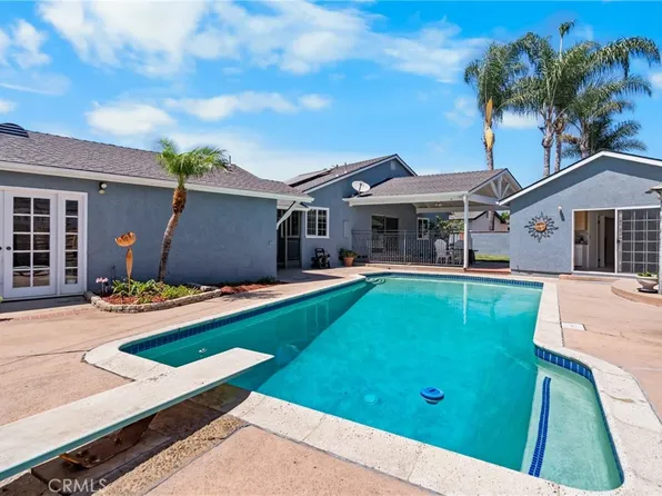 9612 La Reina Ave, Downey, CA 90240