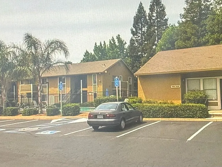 Sierra Village — Photo 2
