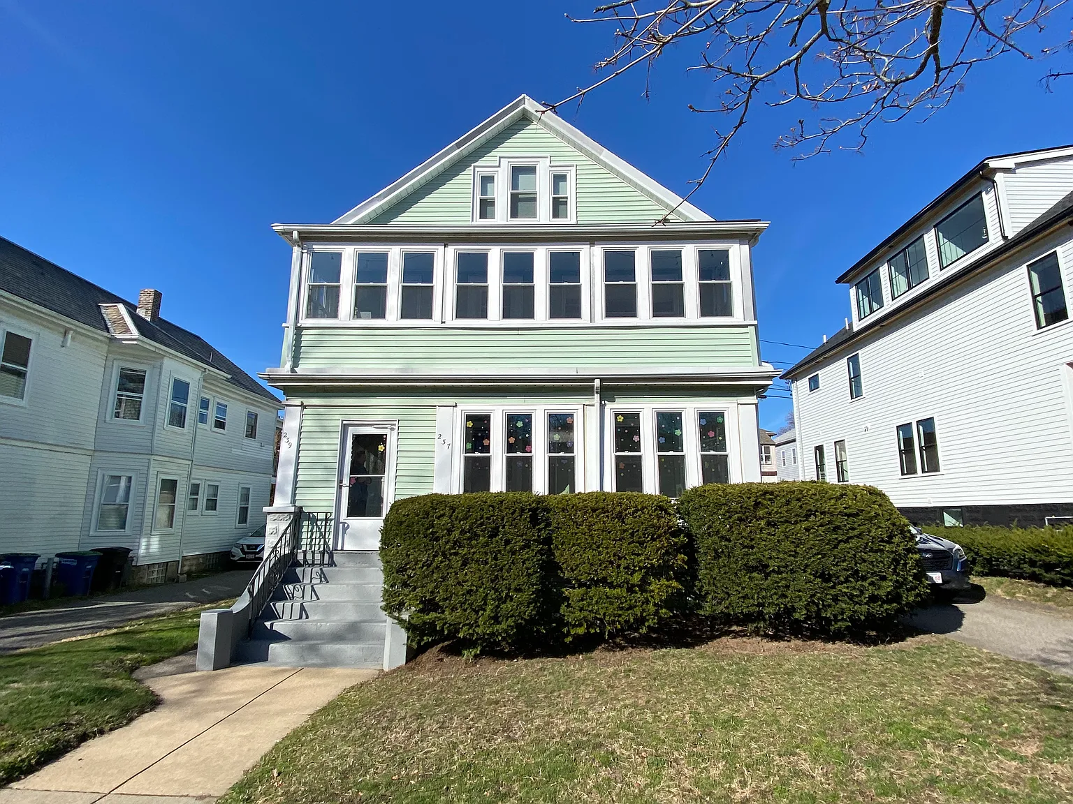 239 Powder House Blvd — Photo 4
