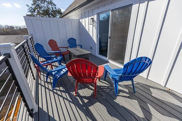 1122 N Alexander St — Photo 114