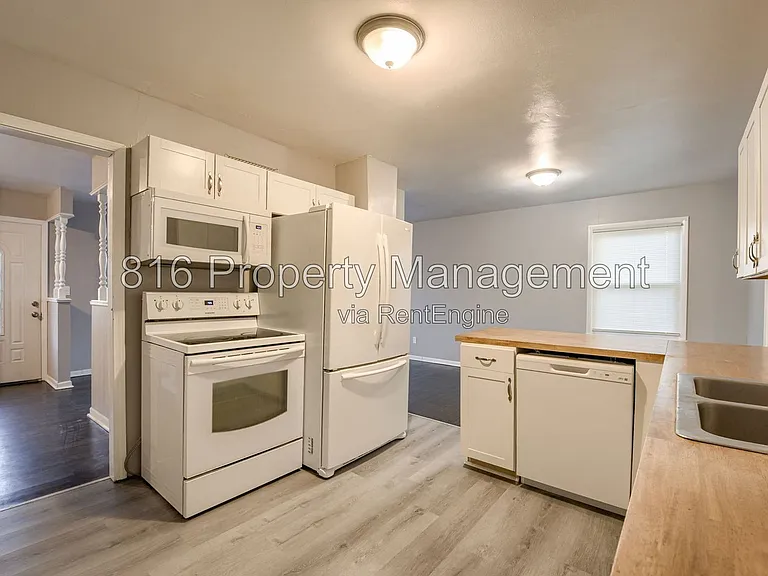 8710 Kentucky Ave — Photo 7