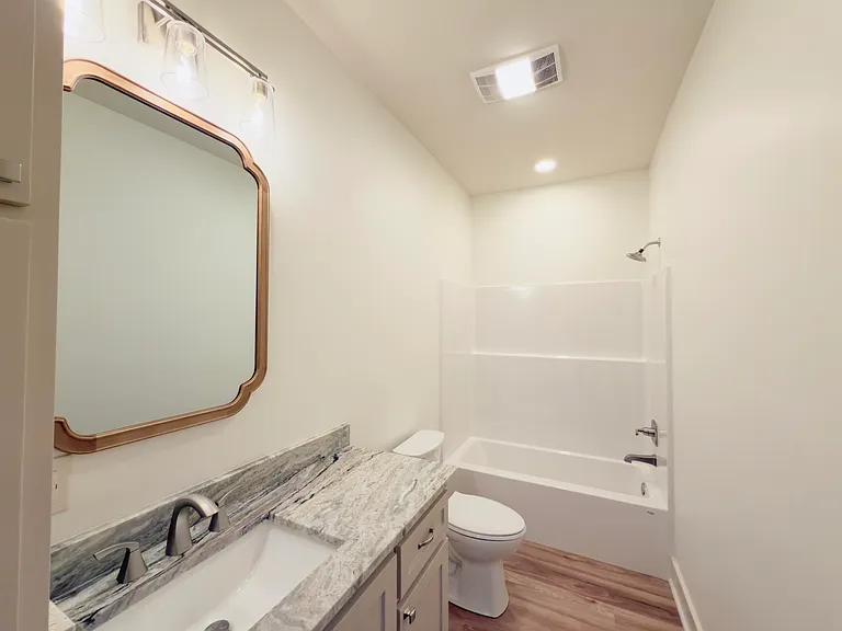 410 B Camellia Dr — Photo 5