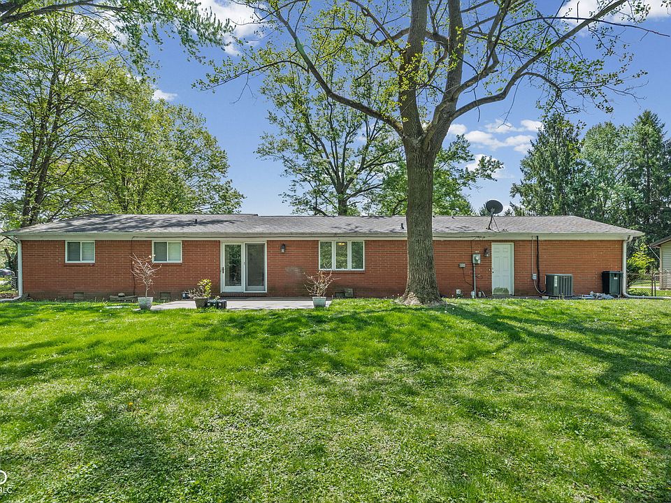 2nd image of 3608 Ashwood Ct