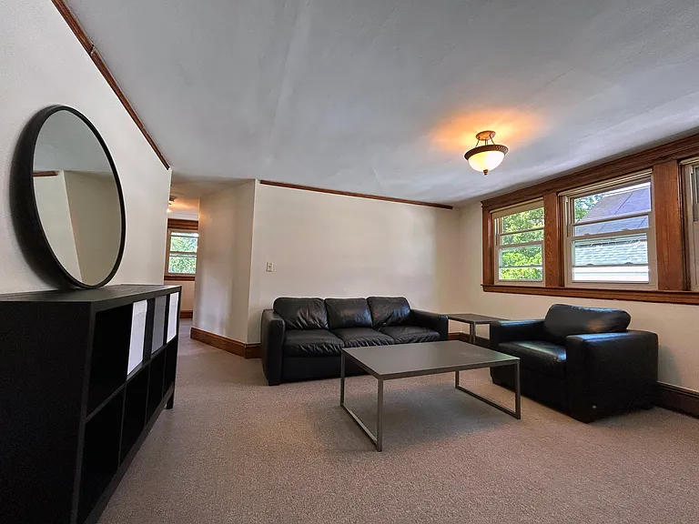 90 Larch St #3 — Photo 8