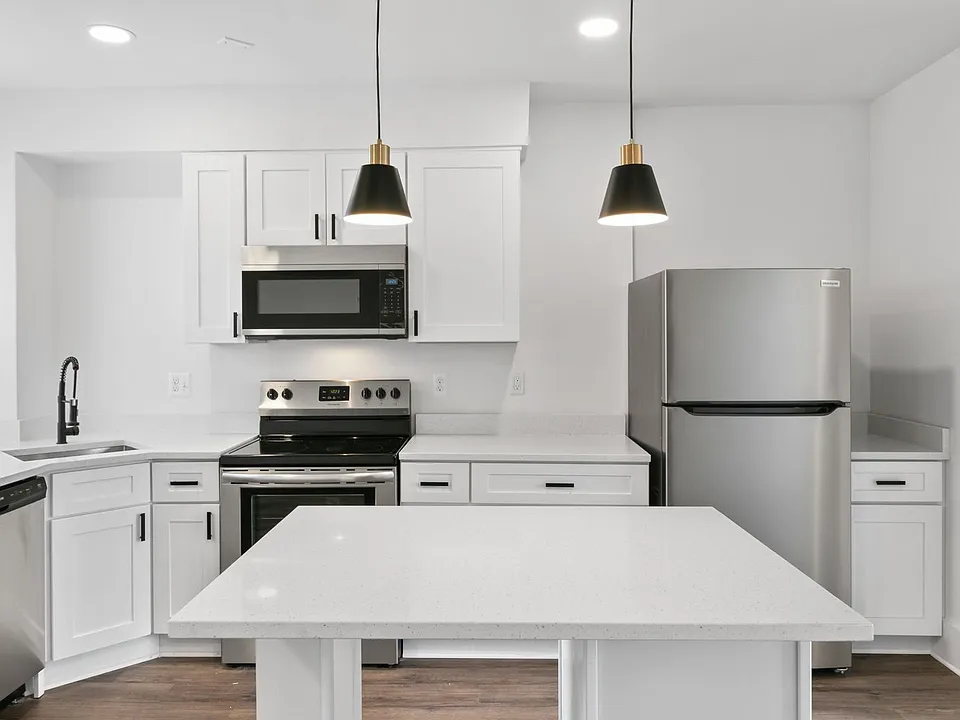 259 W Nine Mile Rd #301
