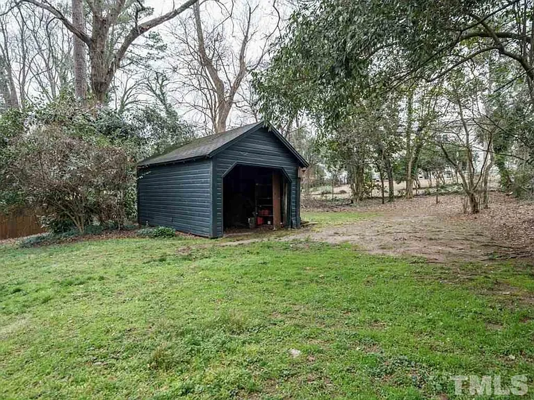 2813 Kittrell Dr — Photo 24