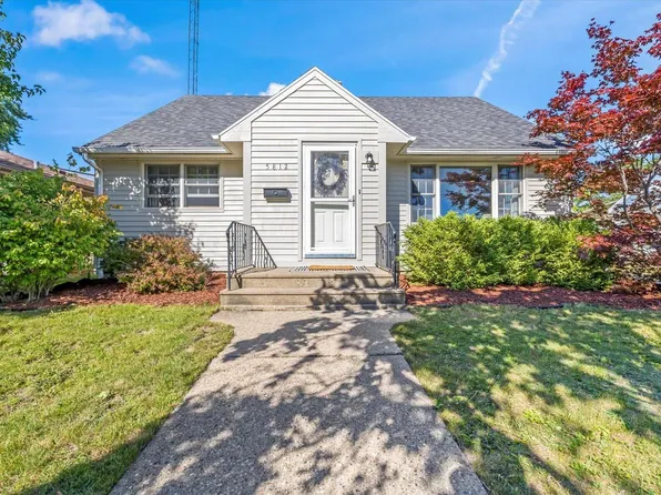 5812 46th AVENUE, Kenosha, WI 53144