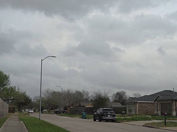 5th image of 4718 Fairgreen Ln