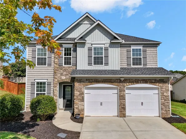 105 Yount Ct, Easley, SC 29642
