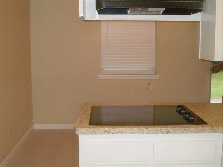 3307 Hummingbird Ln — Photo 10