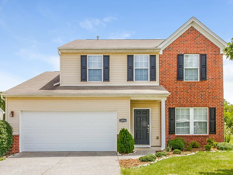 1016 Solomon Ln — Photo 1