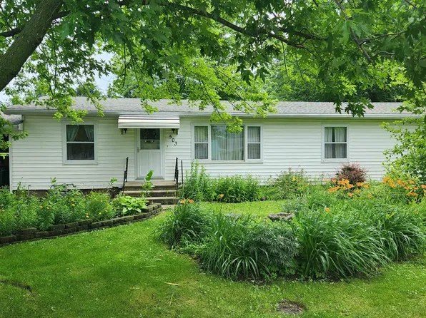 503 E Watson St, Garnavillo, IA 52049