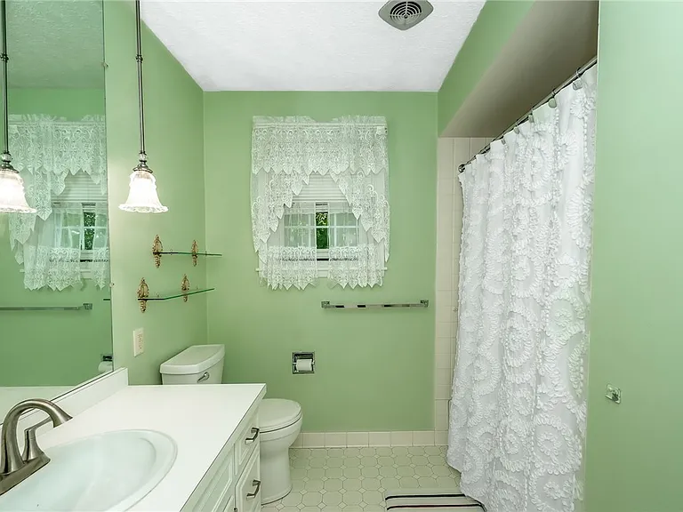 963 Stonebraker Rd — Photo 20